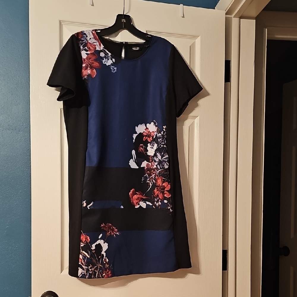 Floral Print Black and Blue Dress